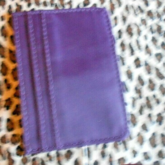 Women's Purple Vegan Faux Patent Leather Wristlet Wallet Coin Purse Clutch Zip - Picture 7 of 7